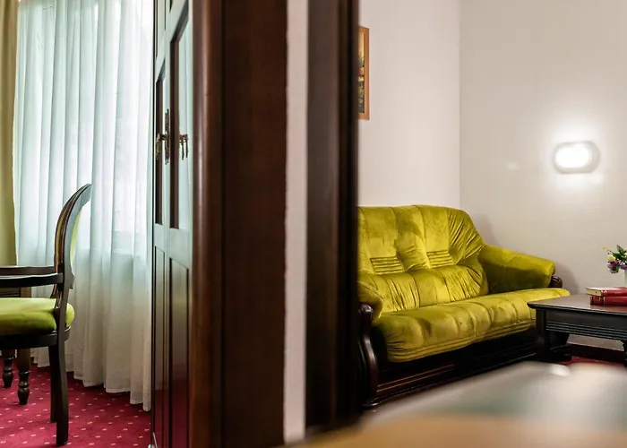 Hotel Cornul Vanatorului
