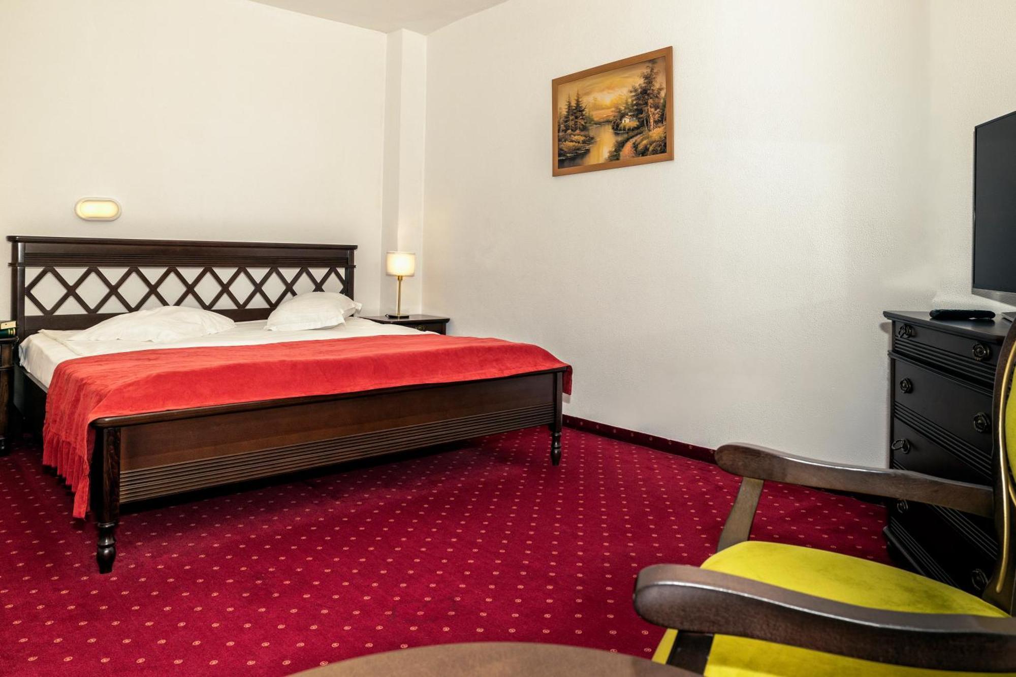 Hotel Cornul Vanatorului 3*