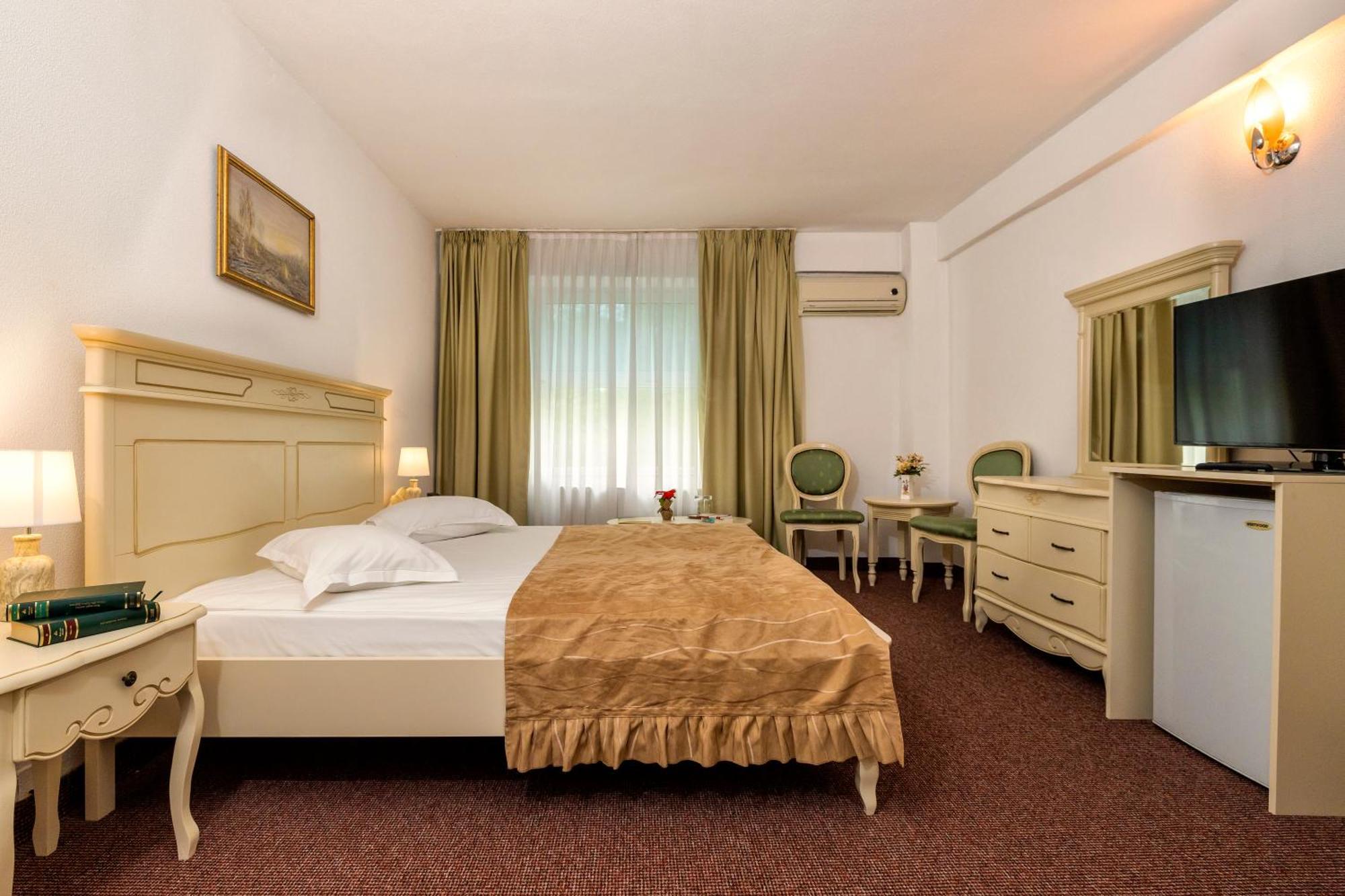 Hotel Cornul Vanatorului Piteşti
